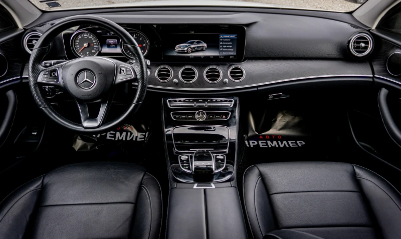 Mercedes-Benz E 220 РЕГИСТРИРАНА-ПЕРФЕКТНА-ГАРАНЦИЯ, снимка 9 - Автомобили и джипове - 52390438