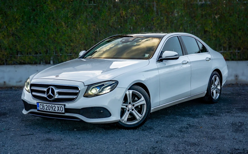 Mercedes-Benz E 220 РЕГИСТРИРАНА-ПЕРФЕКТНА-ГАРАНЦИЯ