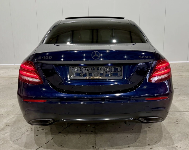 Mercedes-Benz E 400 4M AMG Night Package, снимка 4 - Автомобили и джипове - 52481186