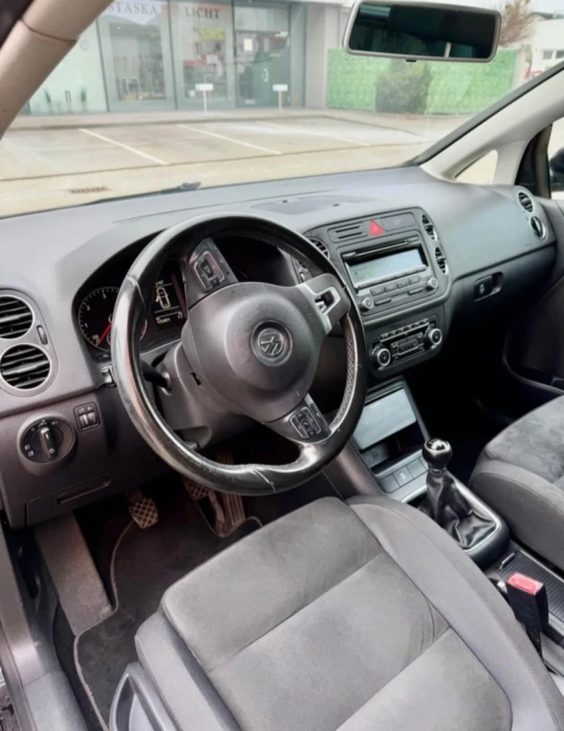 VW Golf Plus 2000tdi, снимка 8 - Автомобили и джипове - 52821633
