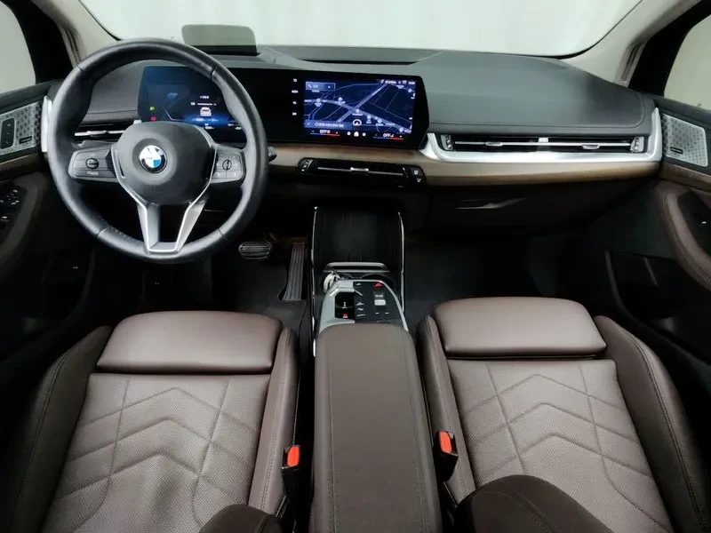 BMW 218 Active Tourer (U06) 218D Luxury, снимка 7 - Автомобили и джипове - 55110999