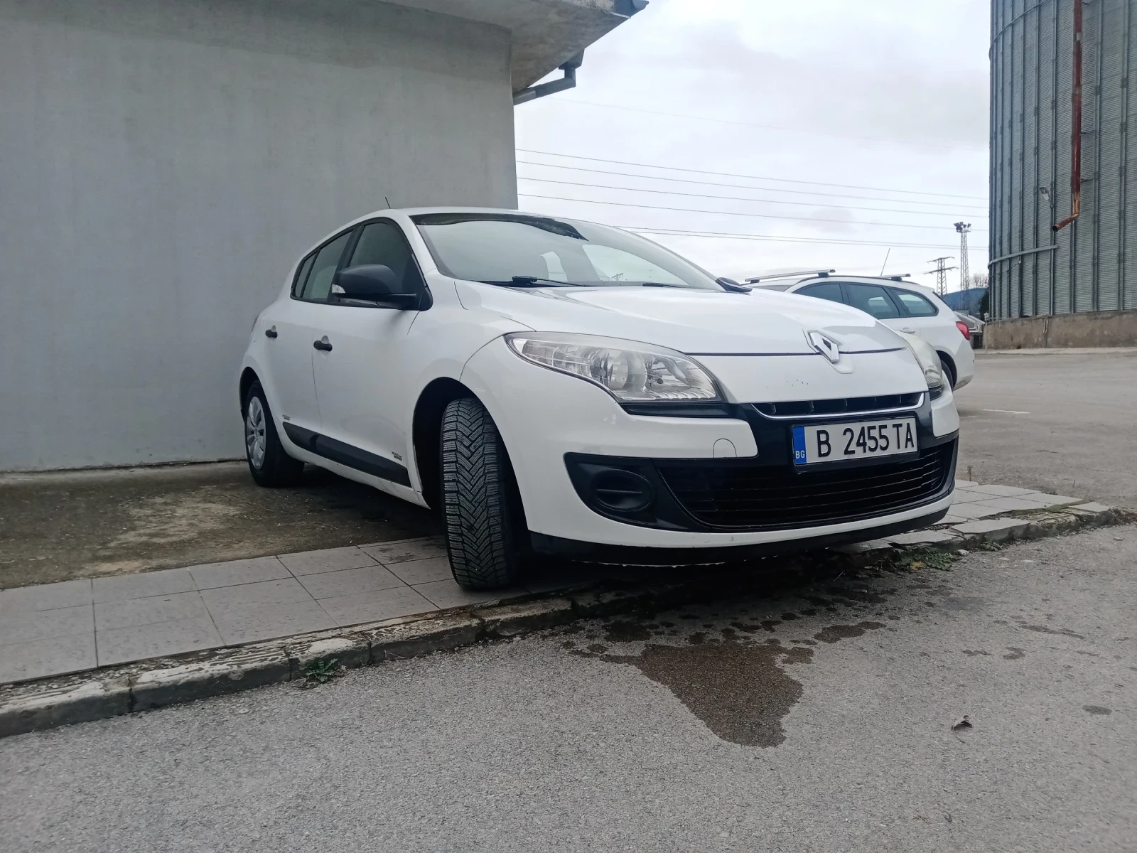 Renault Megane 1.5dci. EURO5 - изображение 2