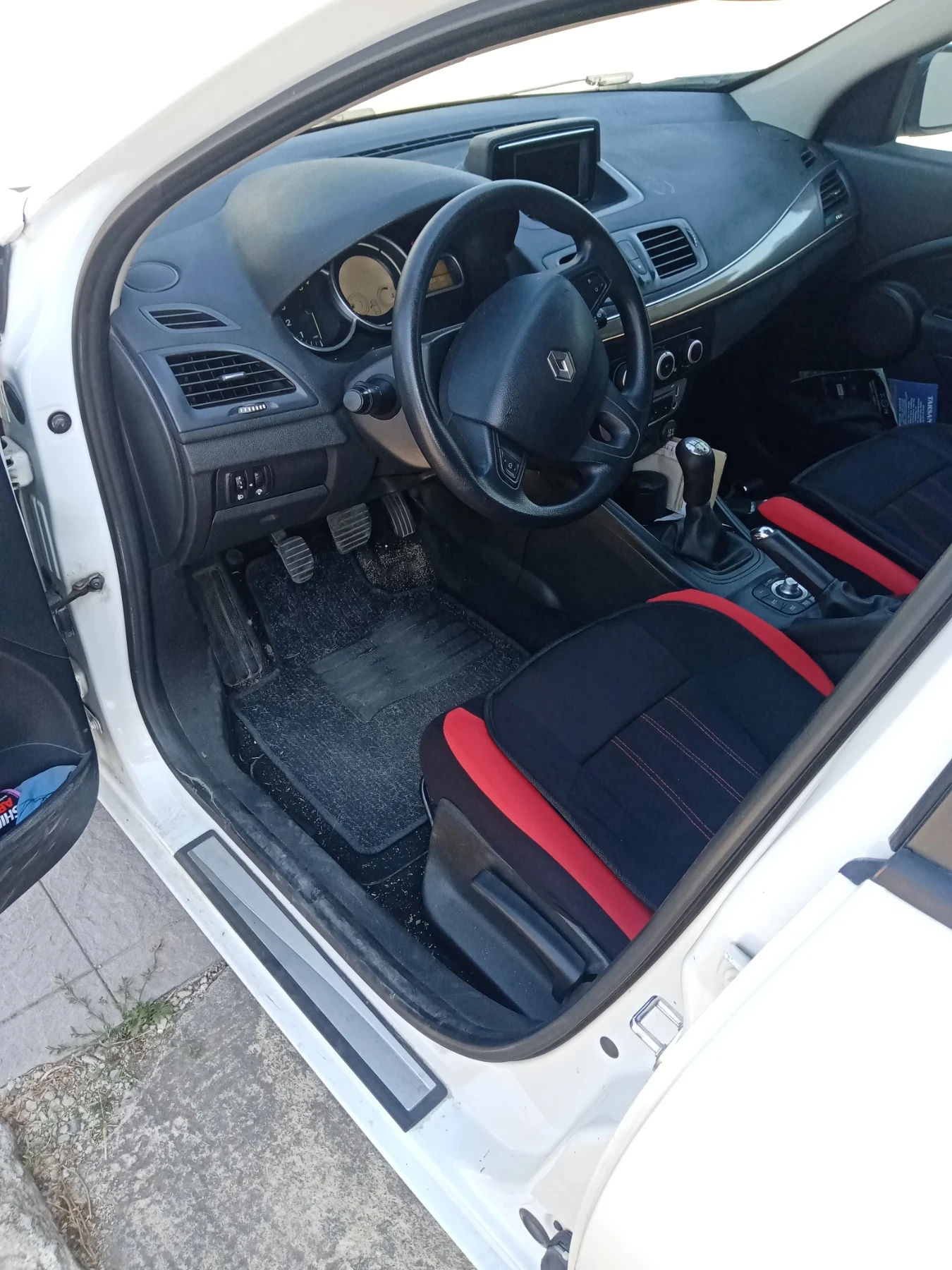 Renault Megane 1.5dci. EURO5 - изображение 5