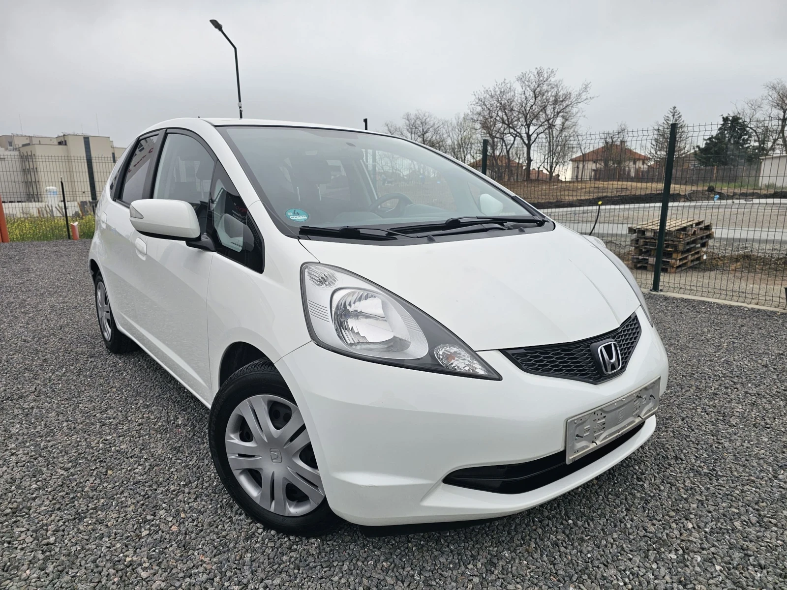 Honda Jazz 1.4i 100K.C. - изображение 3
