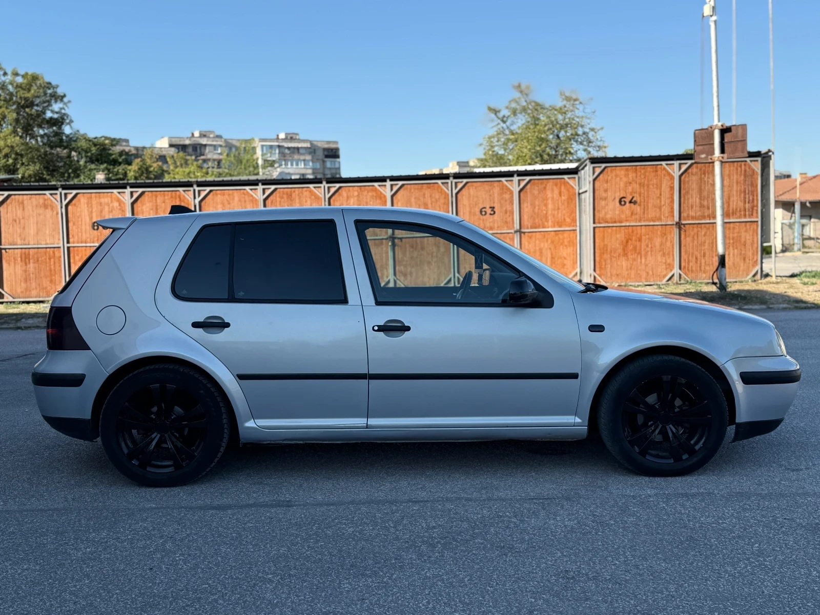 VW Golf 1.6i ГАЗ - изображение 8