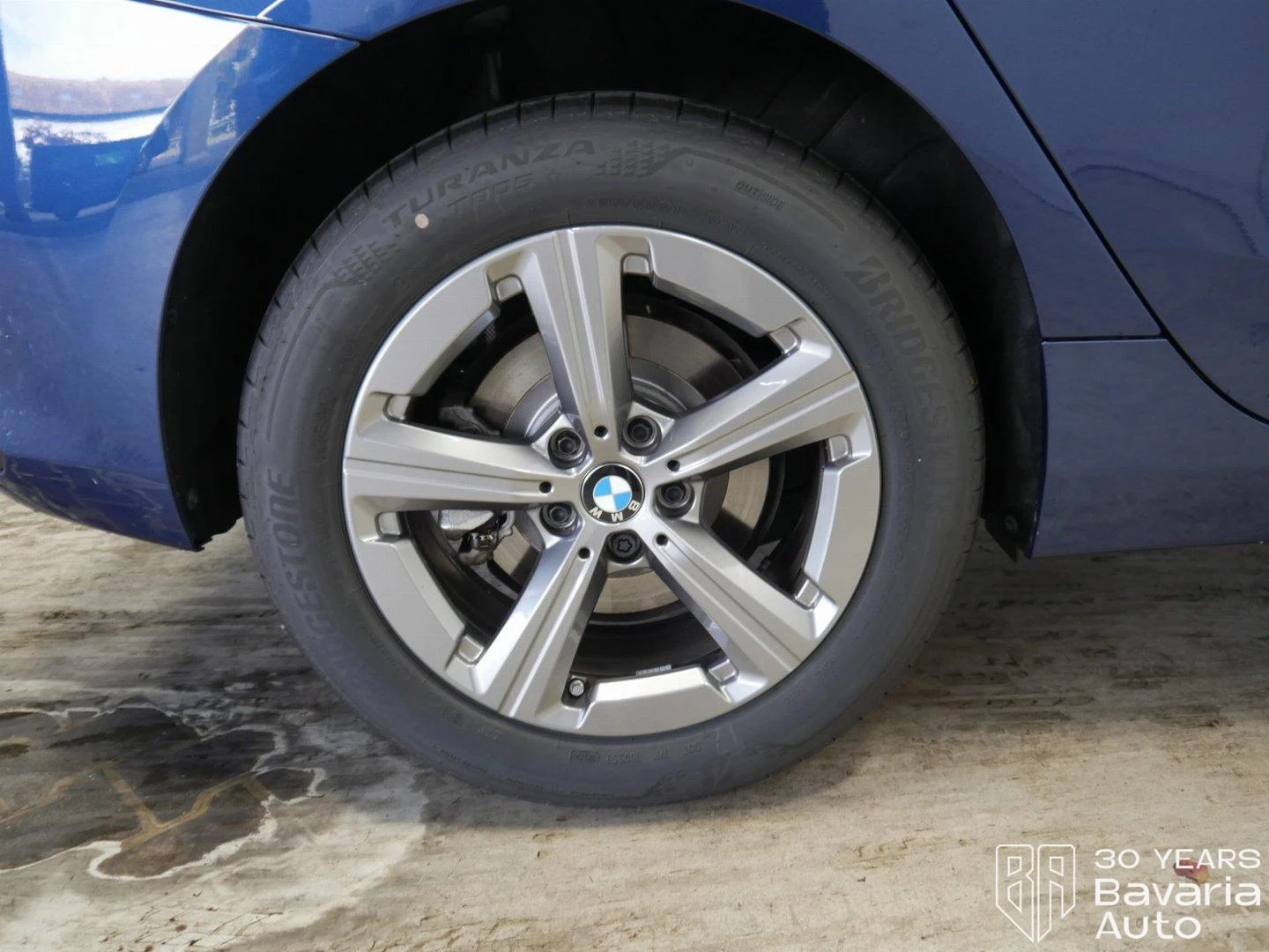 BMW 220 i Active Tourer Steptronic | Mobile.bg   12