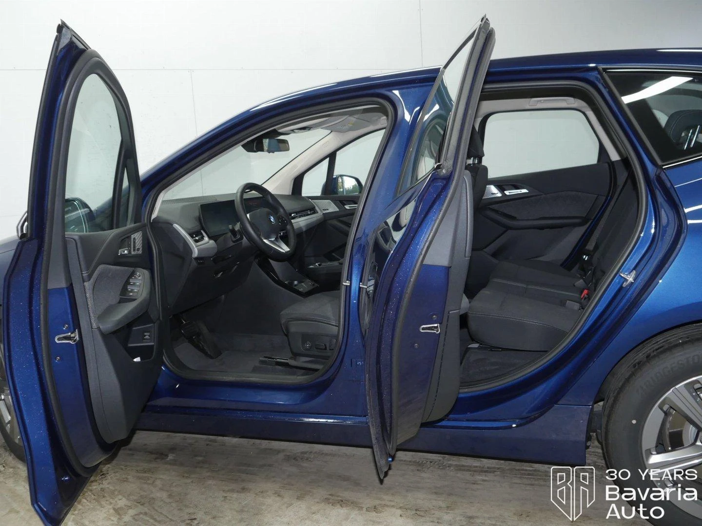 BMW 220 i Active Tourer Steptronic | Mobile.bg   5