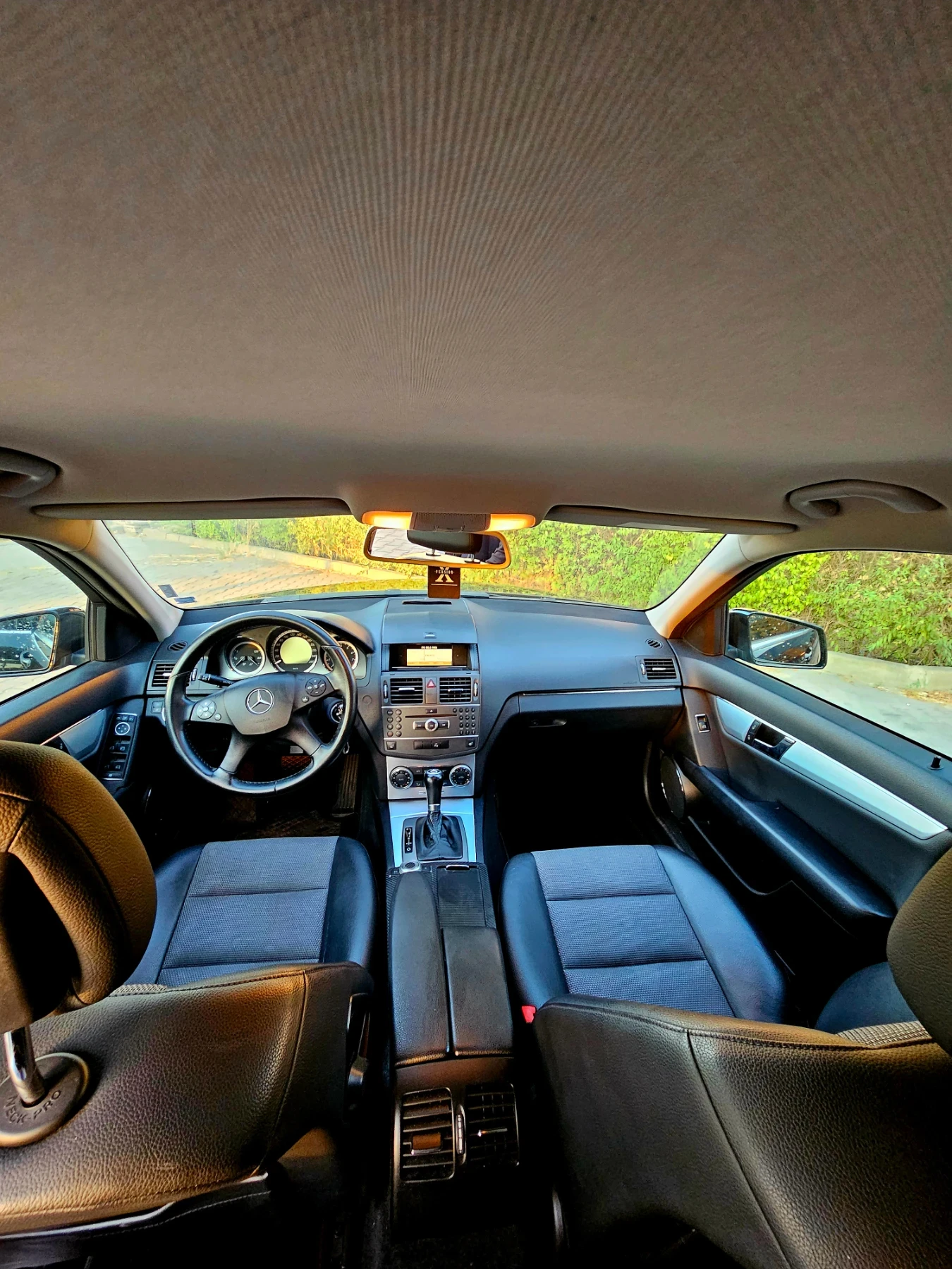 Mercedes-Benz C 180 BlueEFFICIENCY  - изображение 7