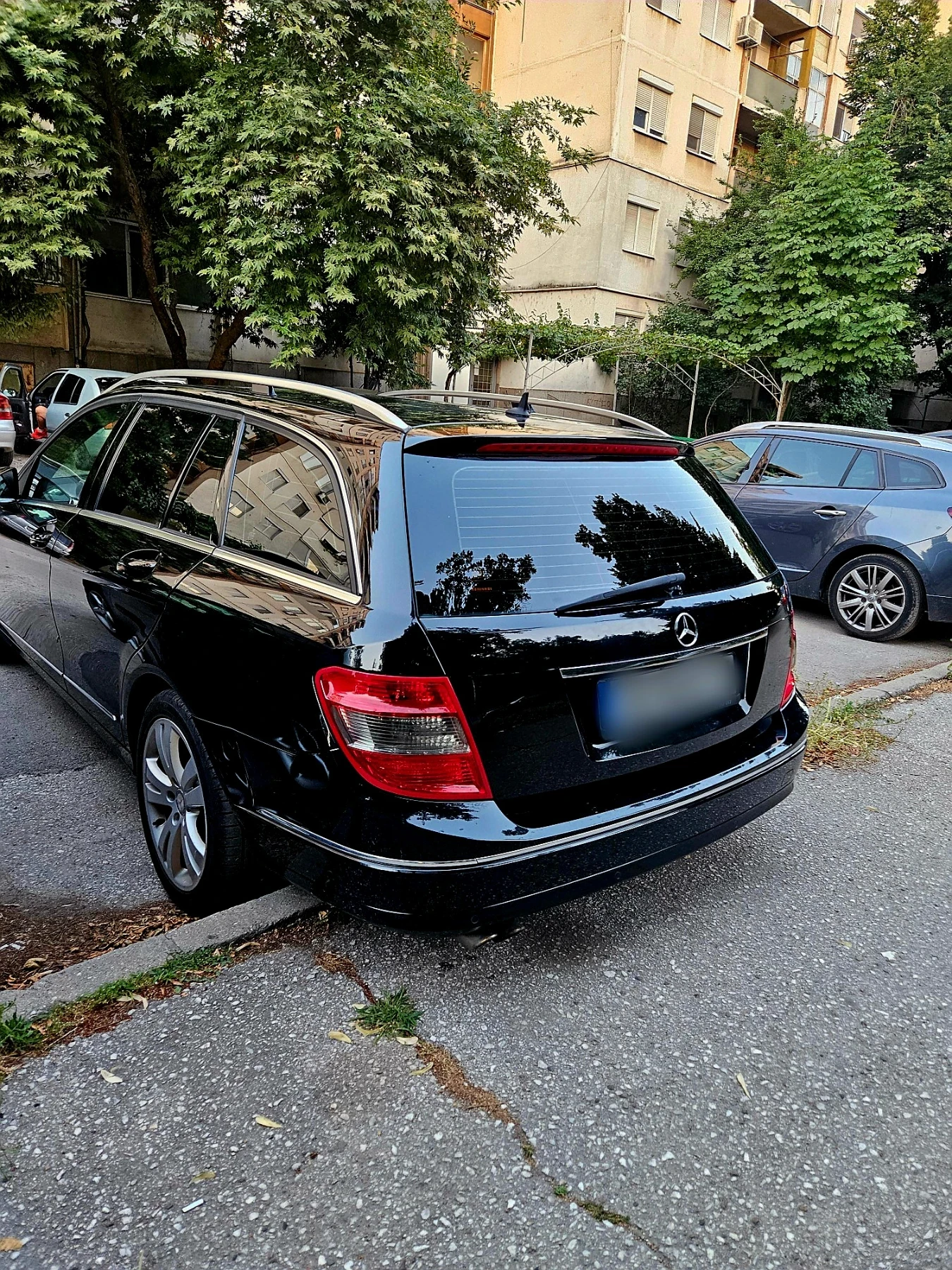 Mercedes-Benz C 180 BlueEFFICIENCY  - изображение 4