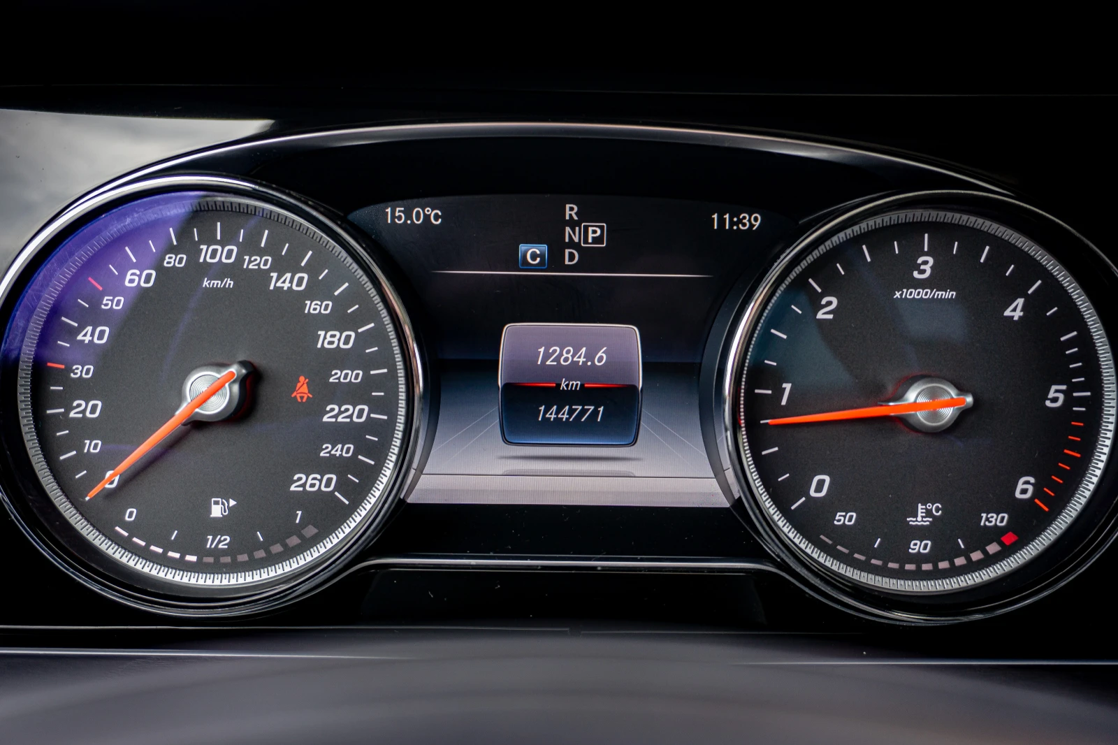 Mercedes-Benz E 220 -- | Mobile.bg   14