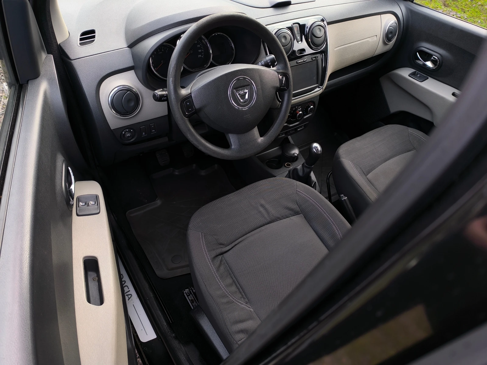 Dacia Lodgy FACE LIFT-1.2i-116��-���������-��������- | Mobile.bg � ����������� 10