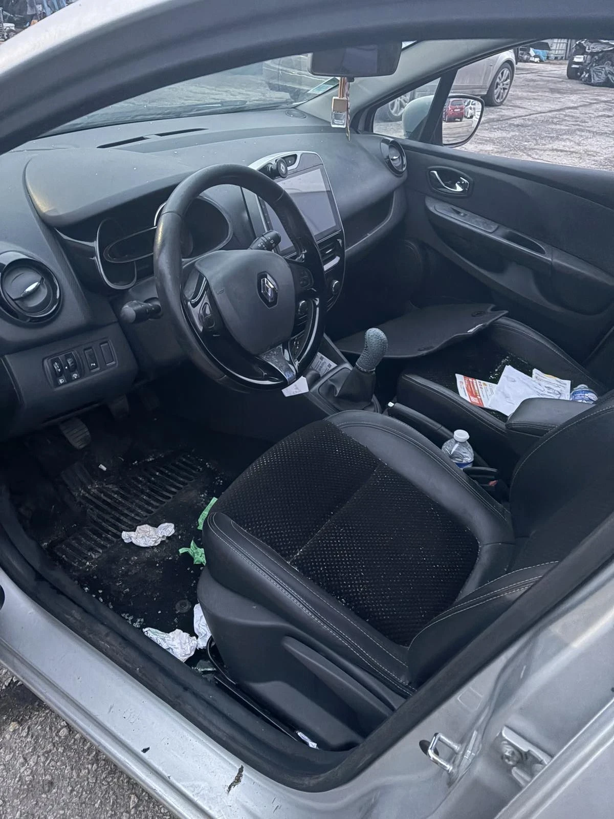 Renault Clio 1.5/75�./ �� �����! | Mobile.bg � ����������� 5