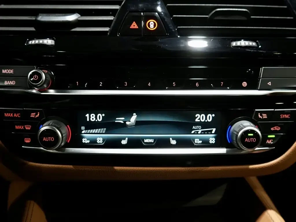 BMW 550 * Harman Kardon * CARFAX* ����� �� �����������*  | Mobile.bg � ����������� 11