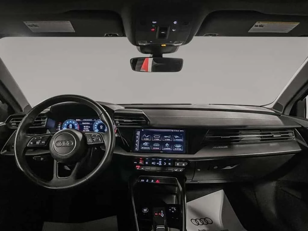 Audi A3 * 40 2.0T Komfort 7sp S Tronic CarPlay | Sunroof | | Mobile.bg � ����������� 7