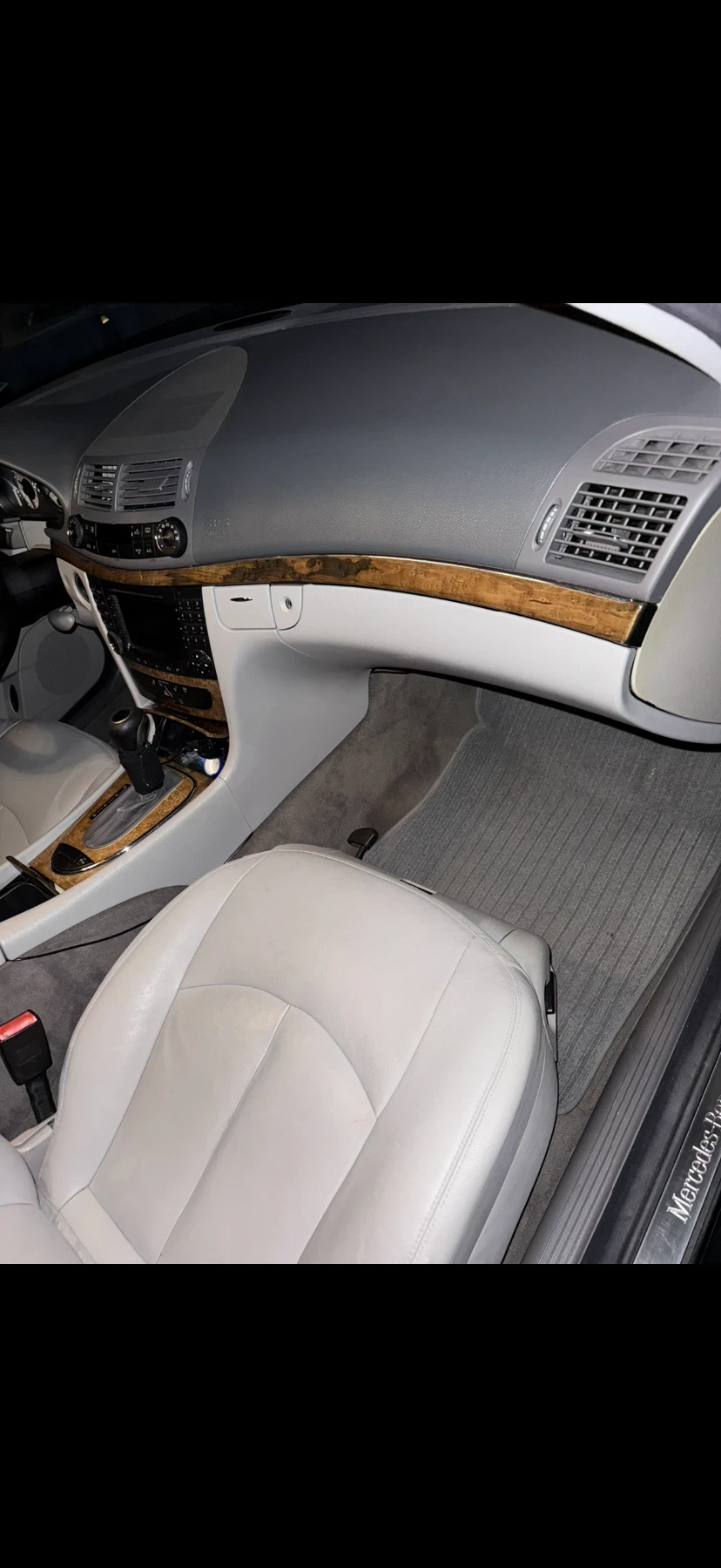 Mercedes-Benz E 320  - изображение 6