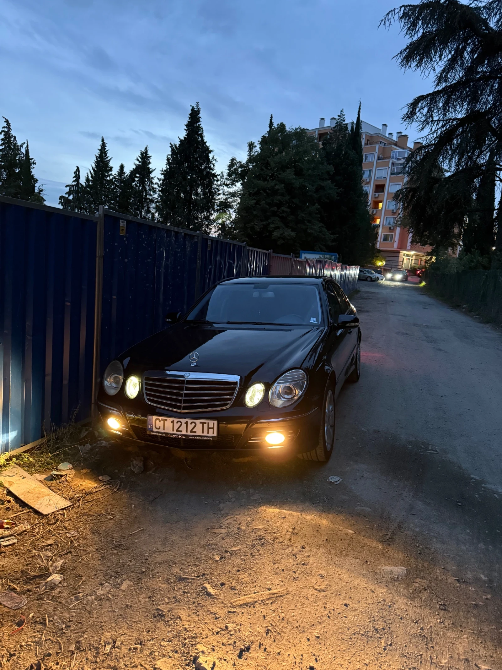 Mercedes-Benz E 320  - изображение 9