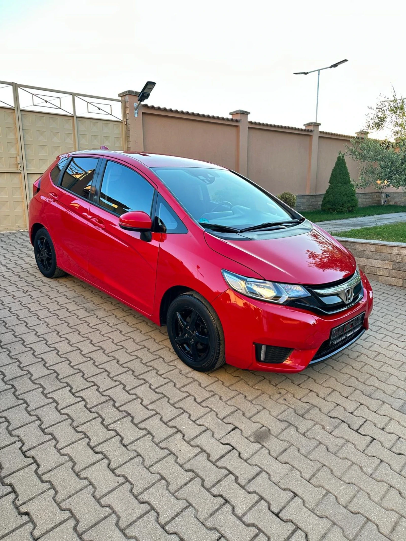 Honda Jazz 2017, снимка 3 - Автомобили и джипове - 53752832