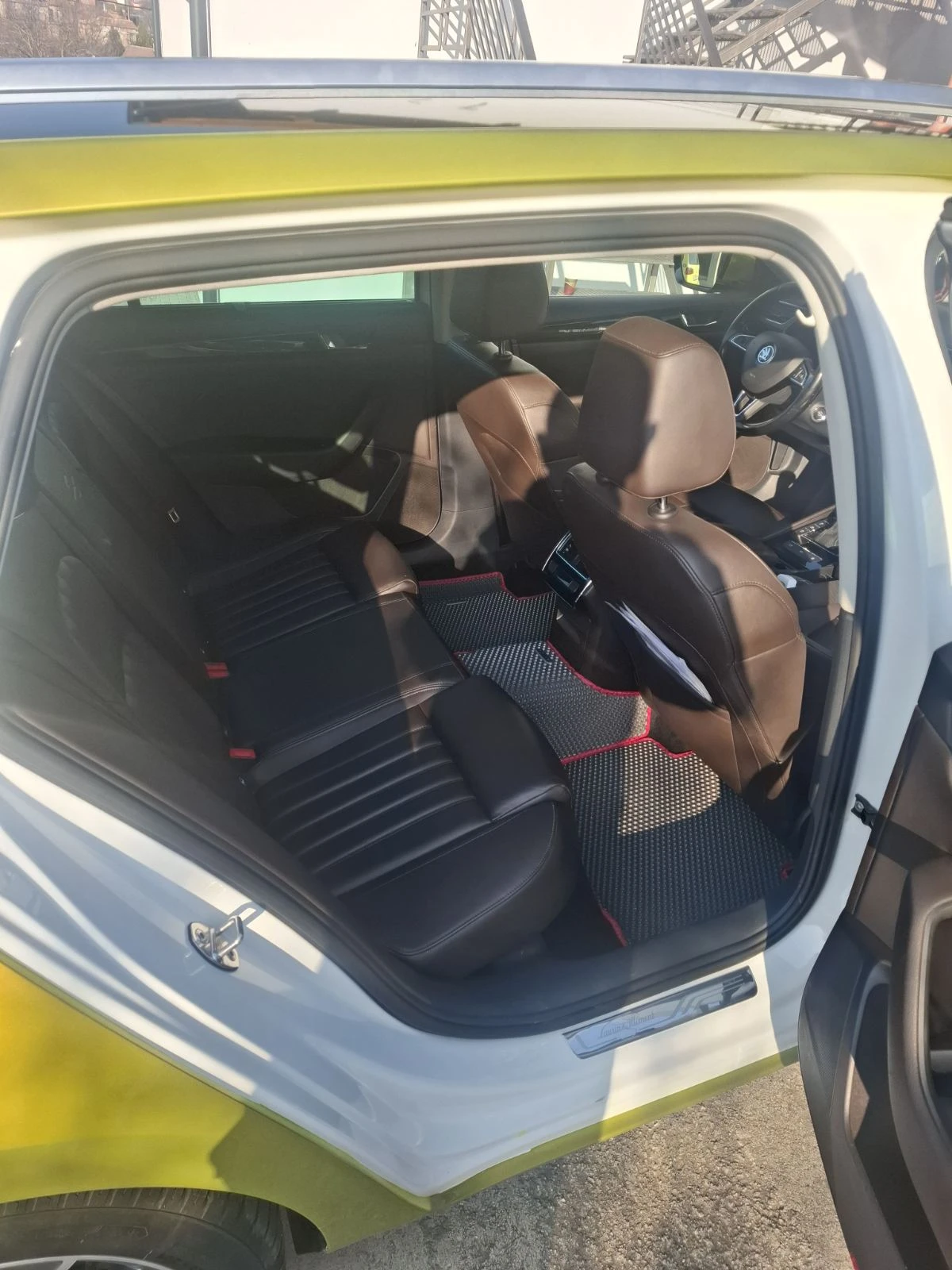 Skoda Superb L&K 2.0 190кс, снимка 6 - Автомобили и джипове - 53849813