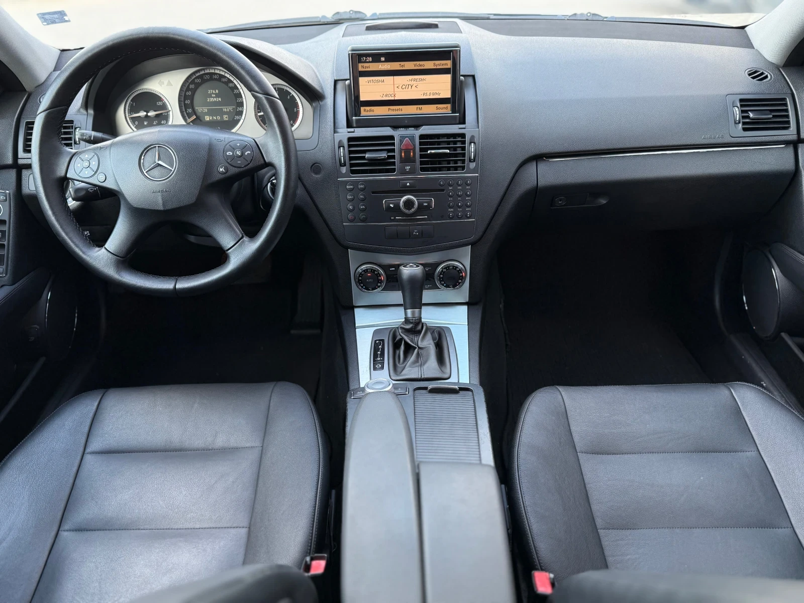 Mercedes-Benz C 220 АВТОМАТ* ОМ646* КОЖА* НАВИГАЦИЯ* НОВИ ГУМИ* ПАРКТР, снимка 9 - Автомобили и джипове - 53989945