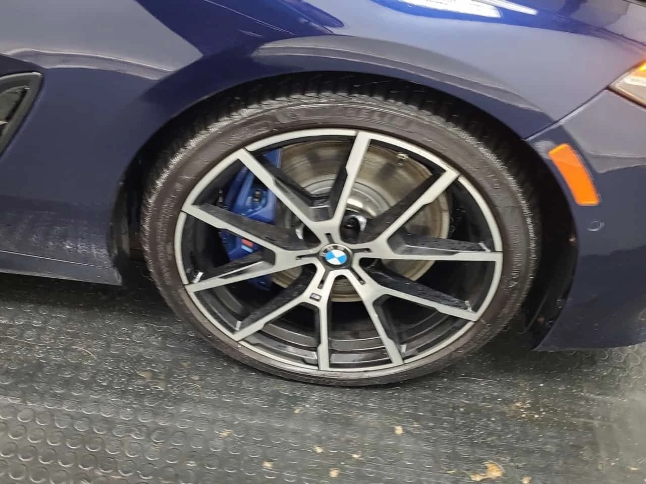 BMW 850 * HEAD UP* SOFT CLOSE* 360 CAM* PANO* , снимка 13 - Автомобили и джипове - 54176191