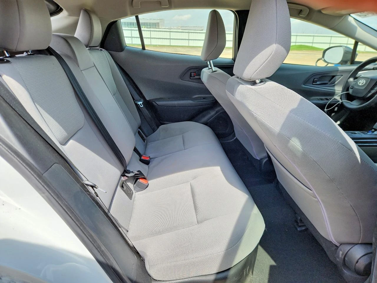 Toyota Prius 2.0l Le* КРАЙНА ЦЕНА ДО БГ* , снимка 10 - Автомобили и джипове - 54280778