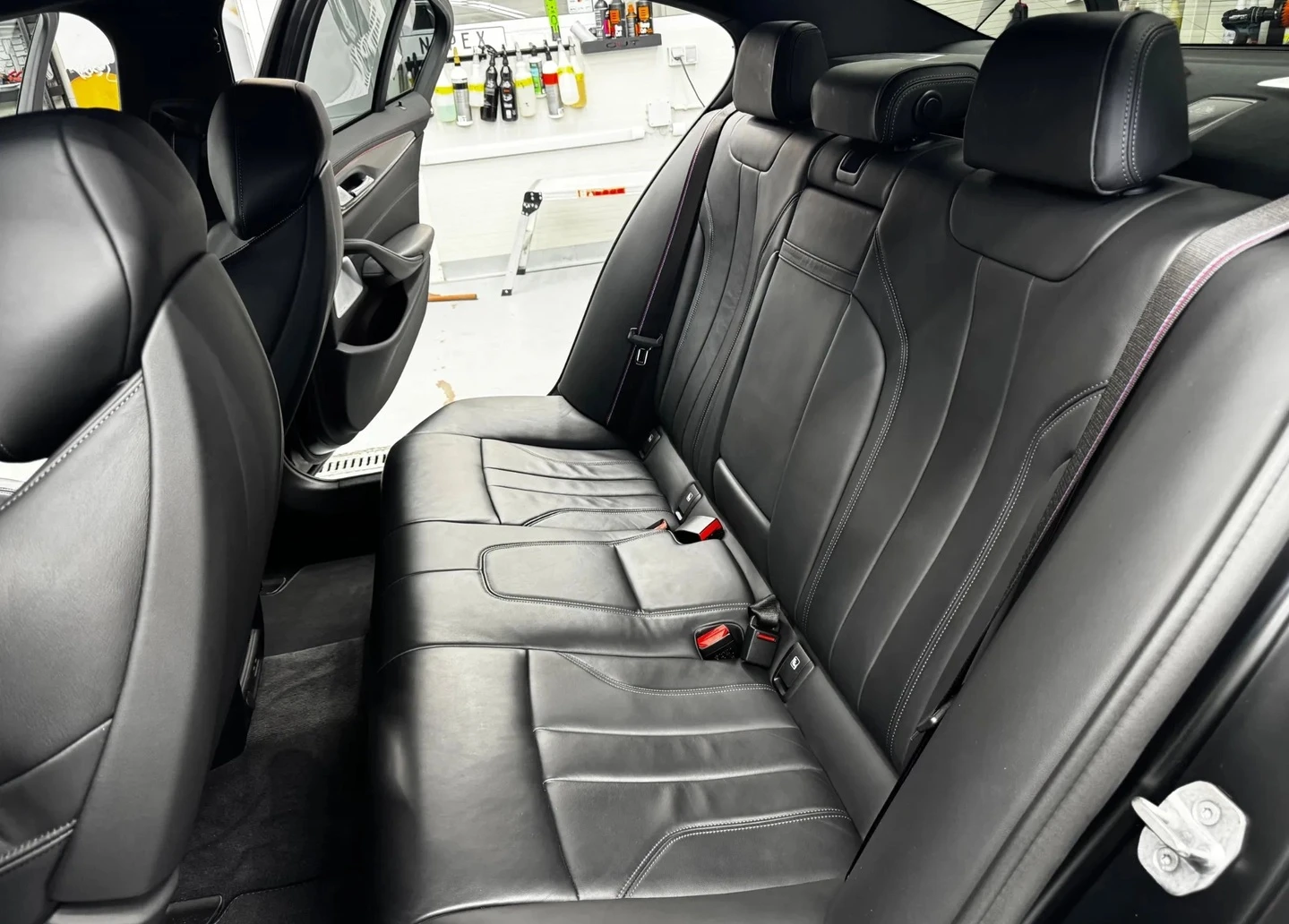 BMW M5 Competition xDrive, снимка 6 - Автомобили и джипове - 54602266