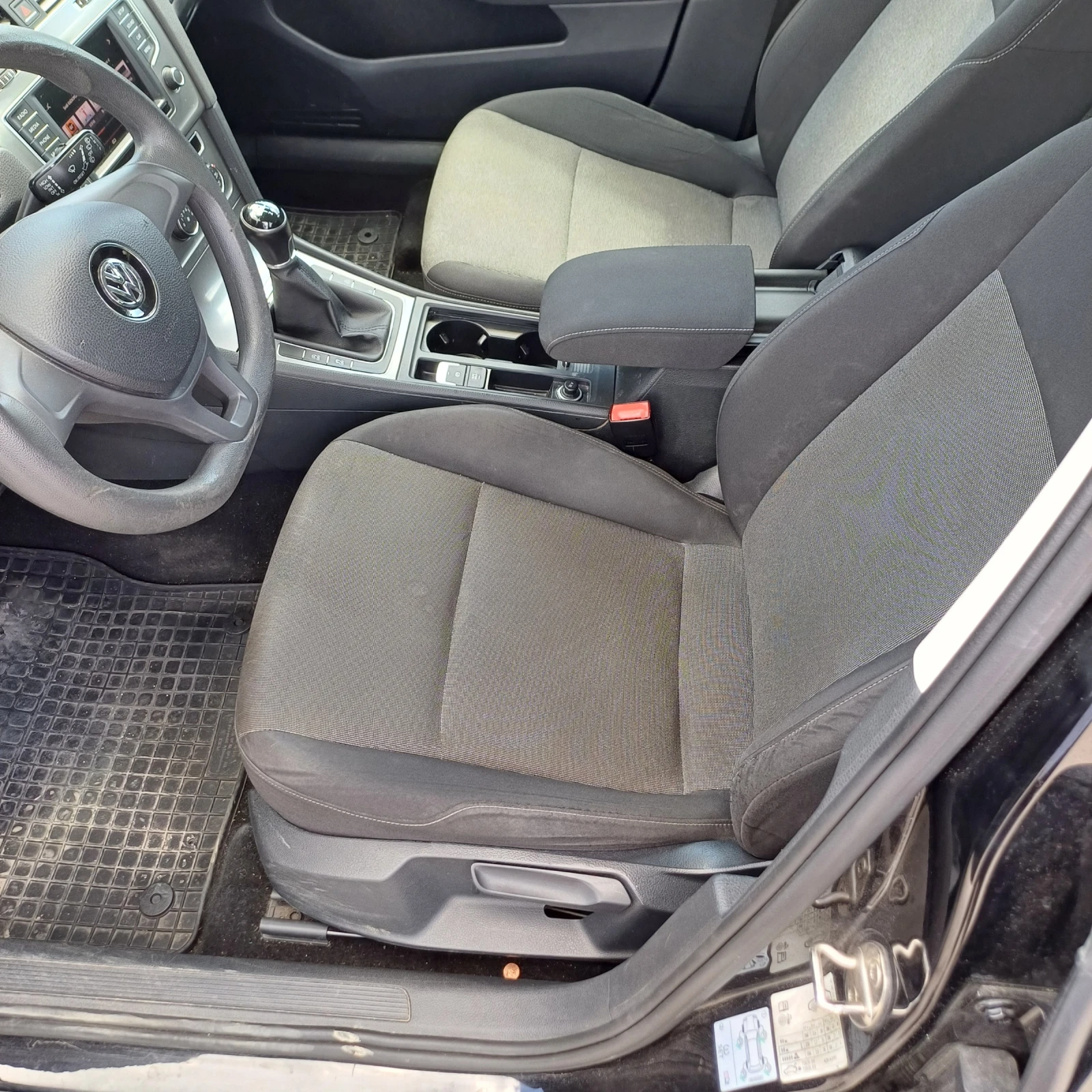 VW Golf 4 MOTION, снимка 10 - Автомобили и джипове - 54695092