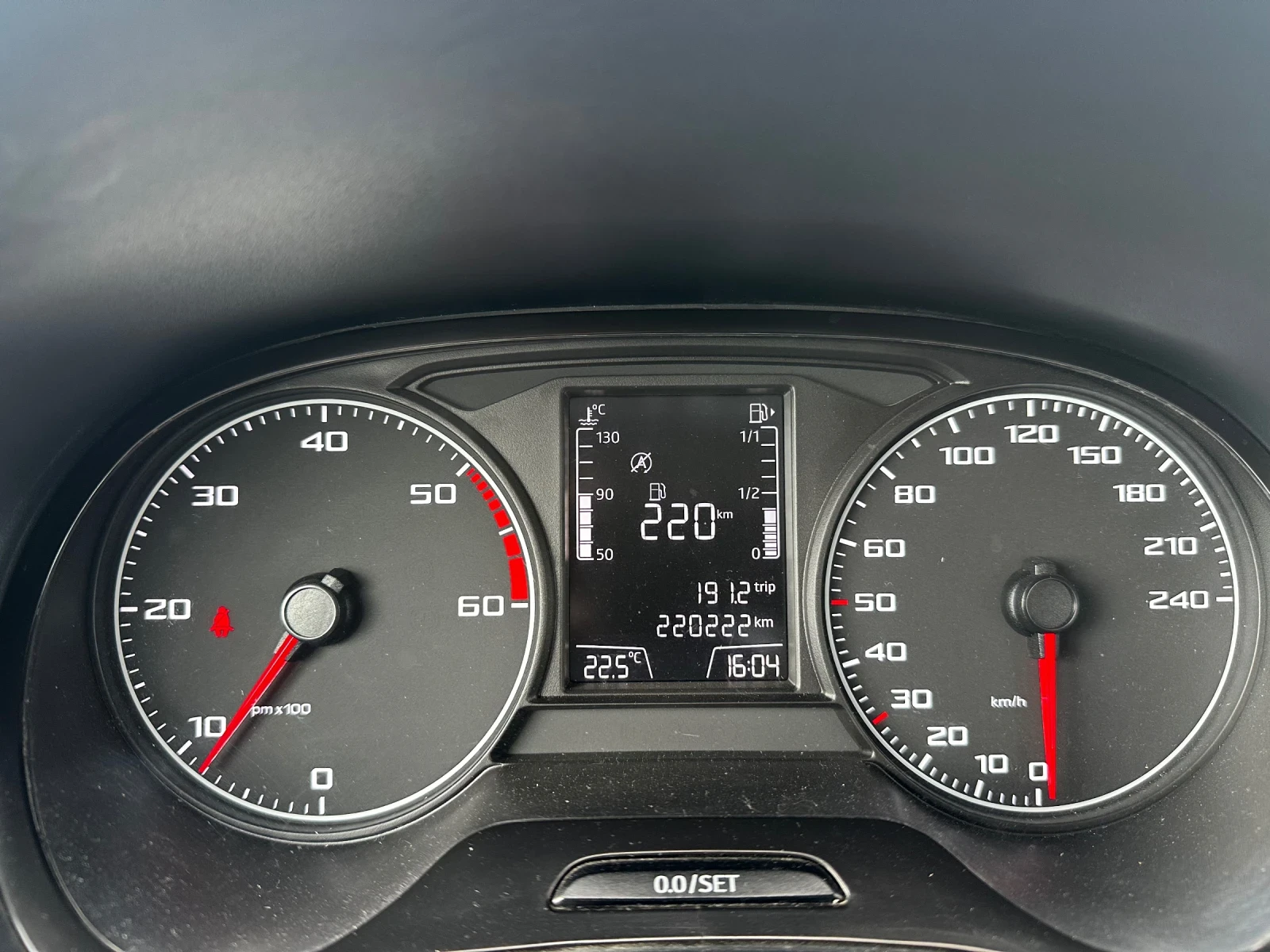 Seat Ibiza 1.4 TDI 90 к.с. EURO 6, снимка 9 - Автомобили и джипове - 54734123