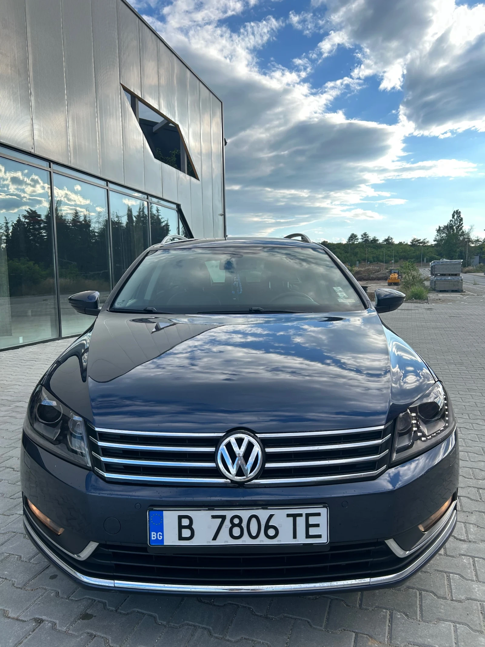 VW Passat 2.0 TDI, снимка 6 - Автомобили и джипове - 54895643