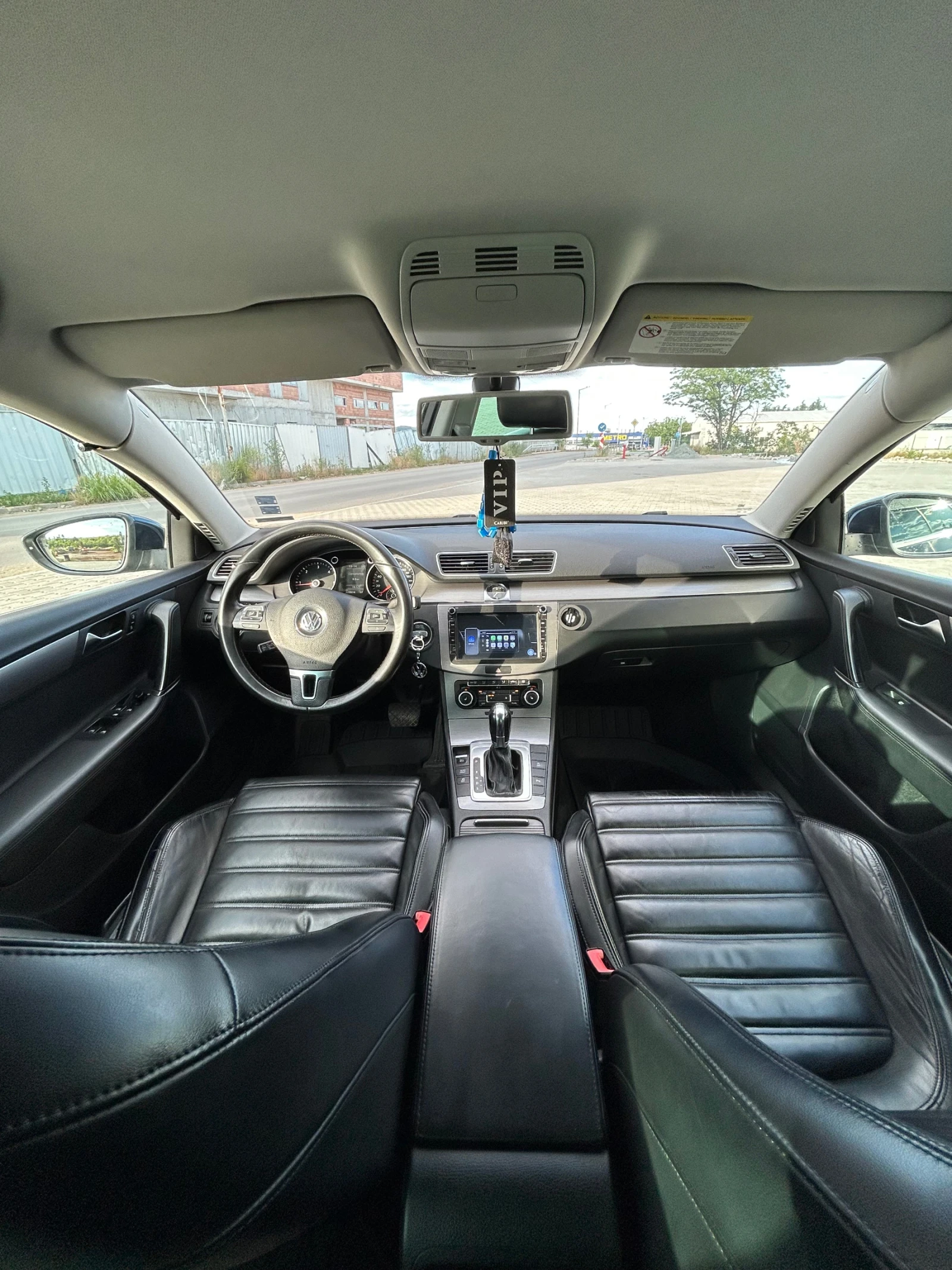 VW Passat 2.0 TDI, снимка 14 - Автомобили и джипове - 54895643
