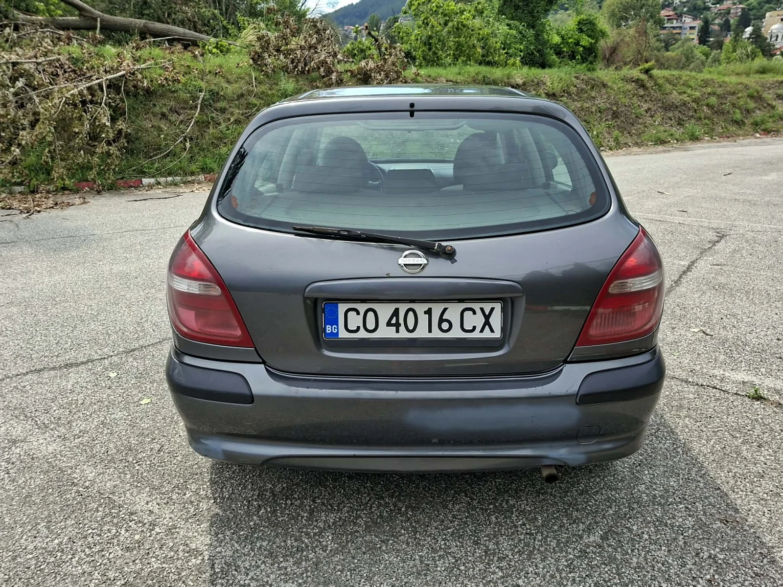 Nissan Almera, снимка 2 - Автомобили и джипове - 55397218