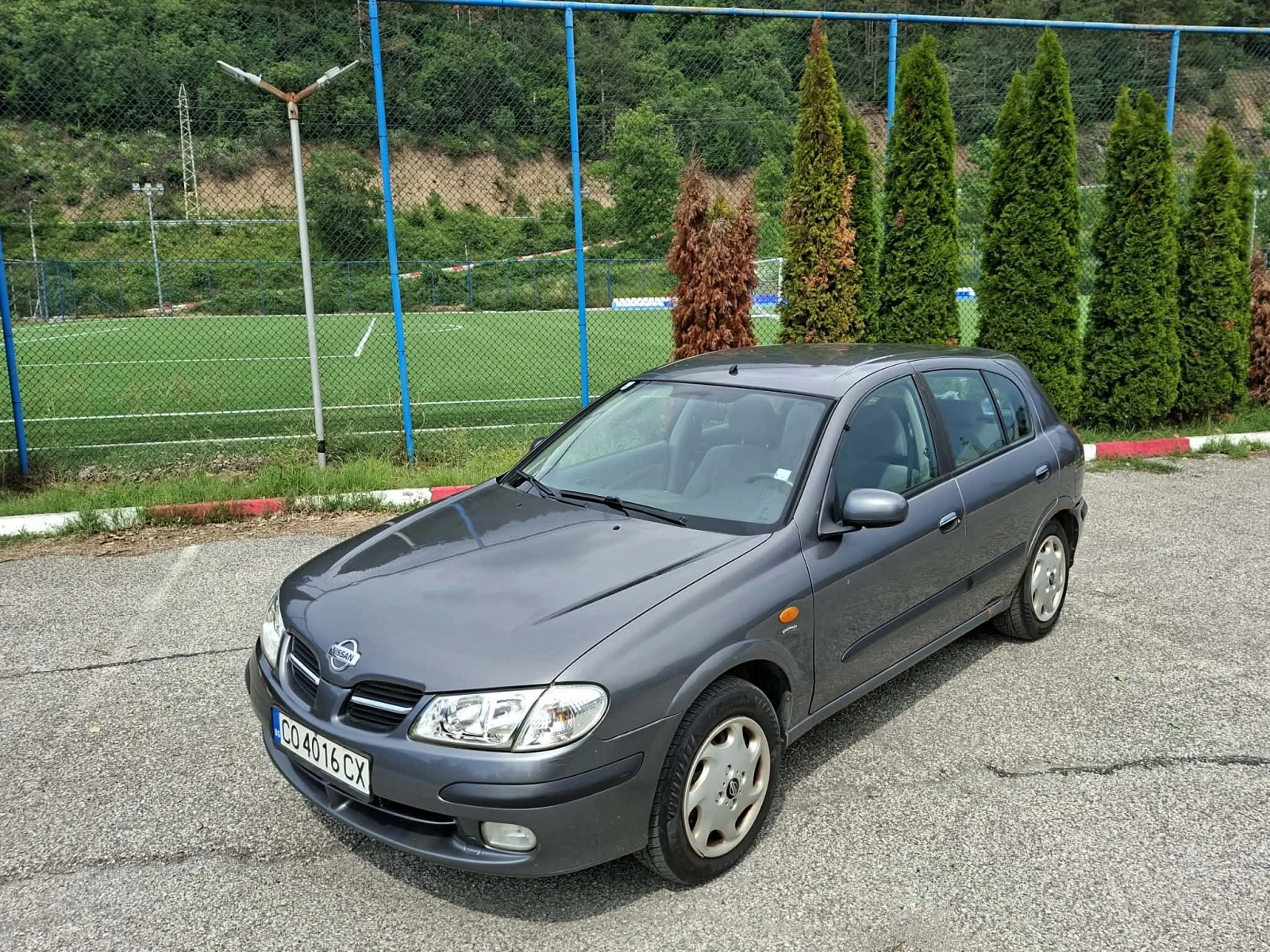 Nissan Almera