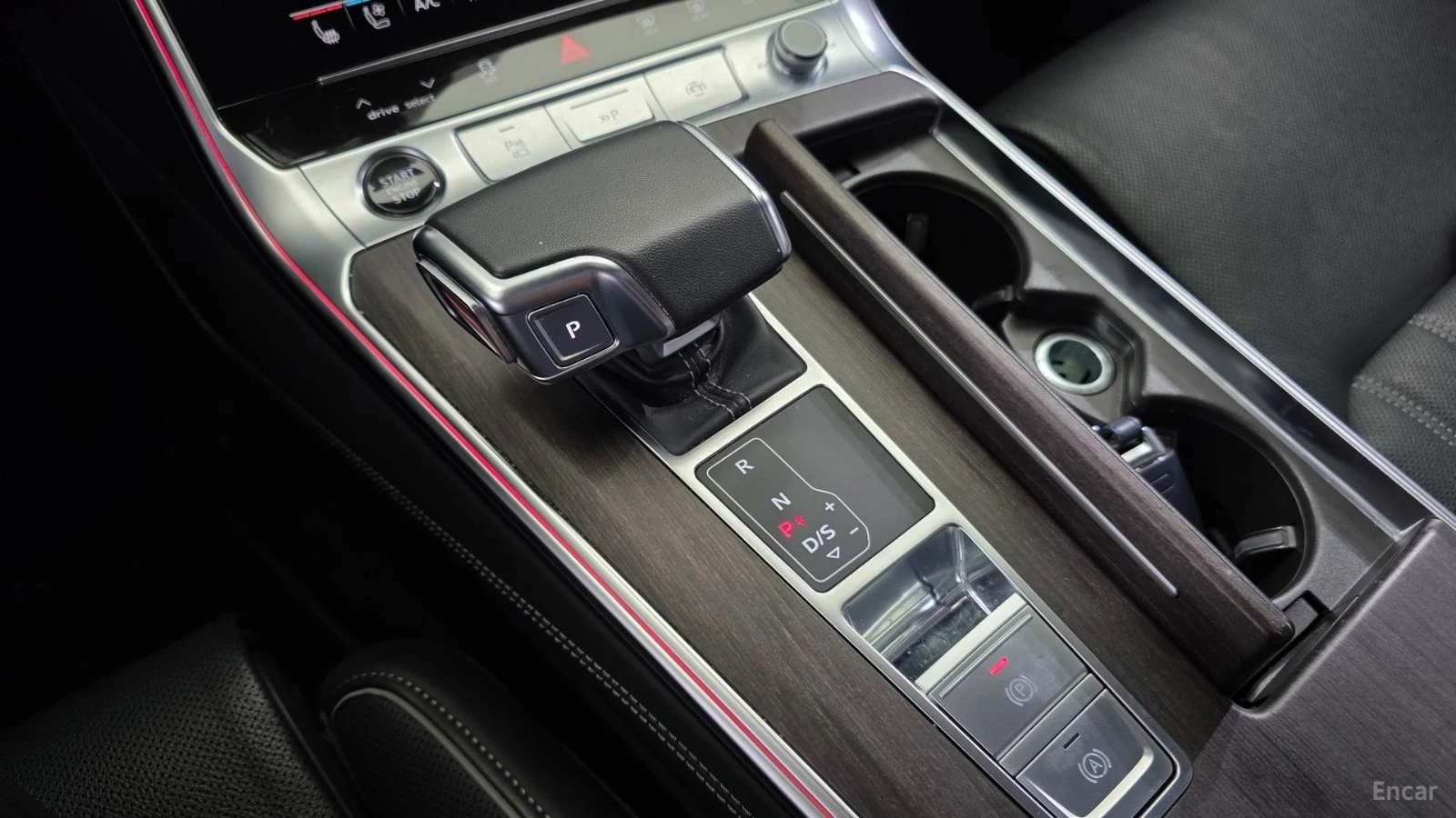 Audi A6 50TDI* QUATTRO* ПОДГРЕВ* ОБДУХВАНЕ* 360* ПАНО* HUD, снимка 8 - Автомобили и джипове - 55532981