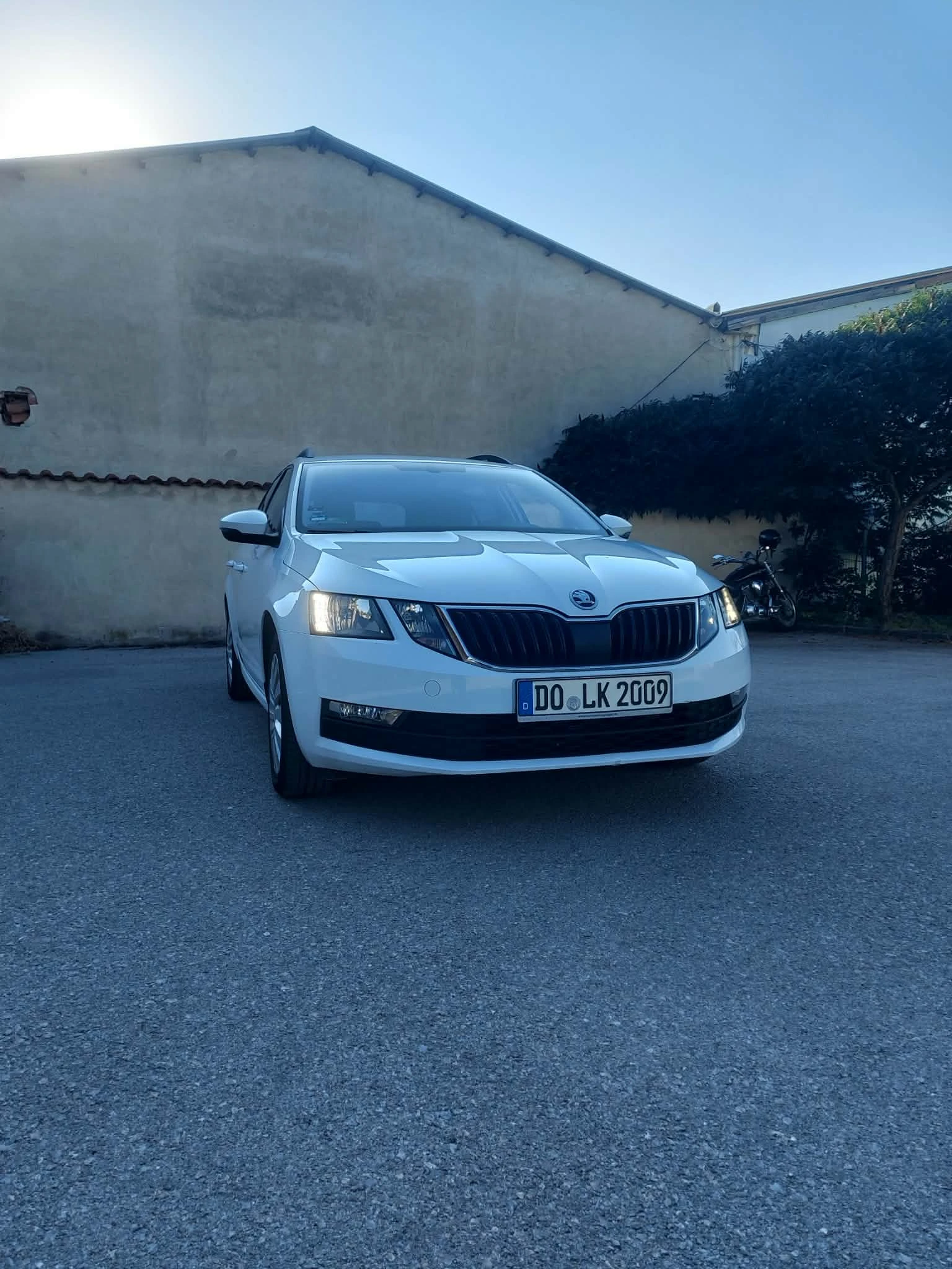 Skoda Octavia, снимка 2 - Автомобили и джипове - 55581638