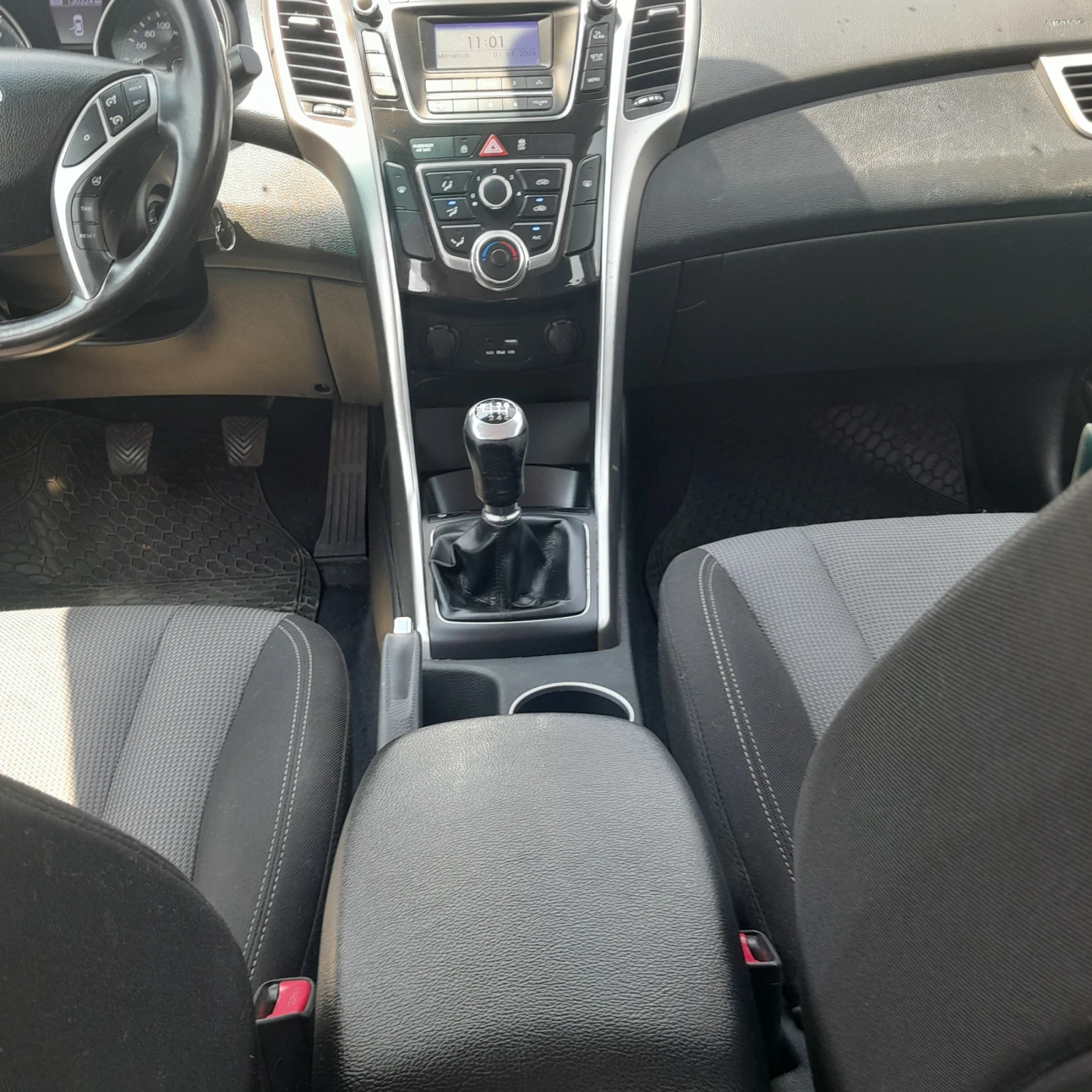 Hyundai I30 1.4 DOHC-101 к.с FACE LIFT, снимка 10 - Автомобили и джипове - 55725934