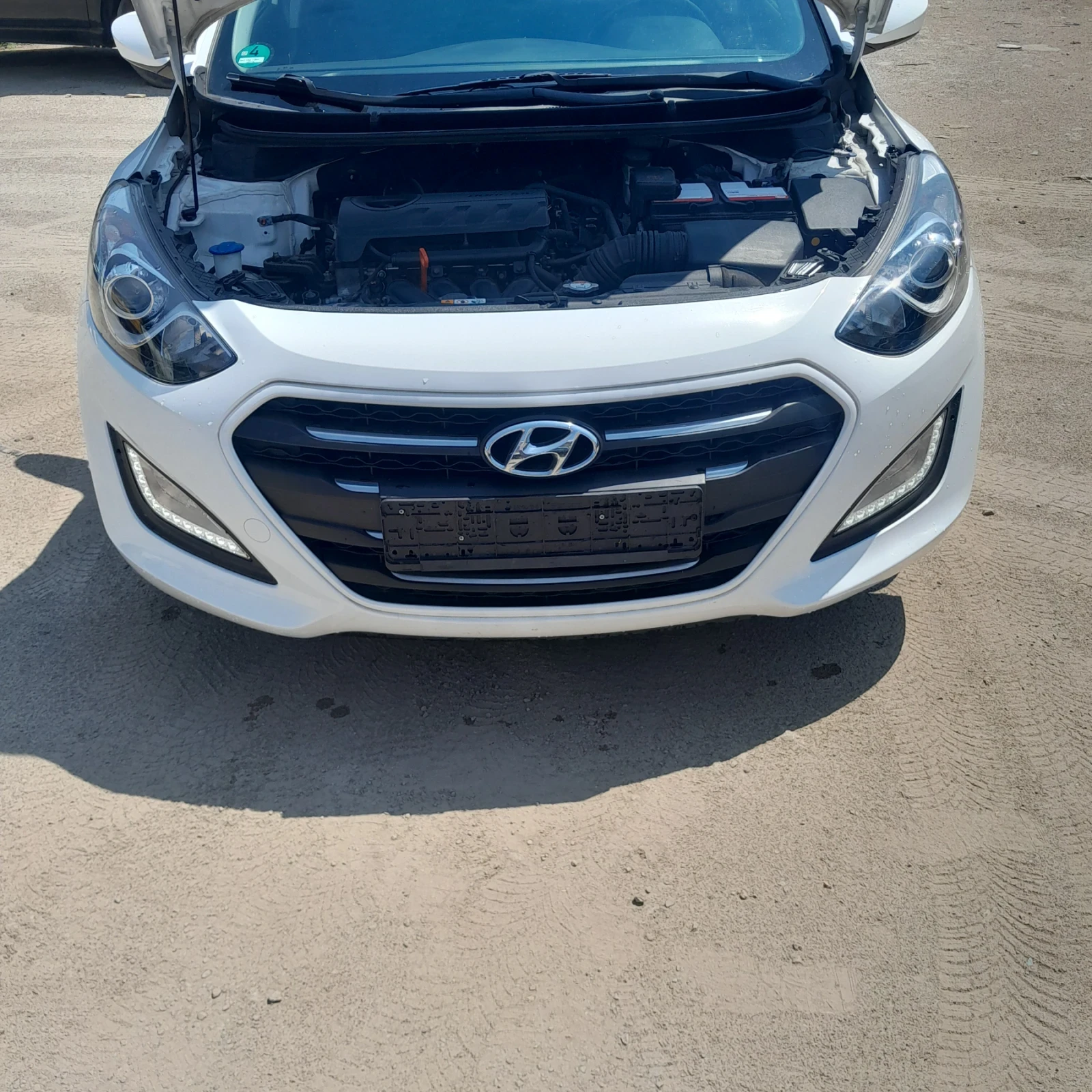 Hyundai I30 1.4 DOHC-101 к.с FACE LIFT, снимка 6 - Автомобили и джипове - 55725934