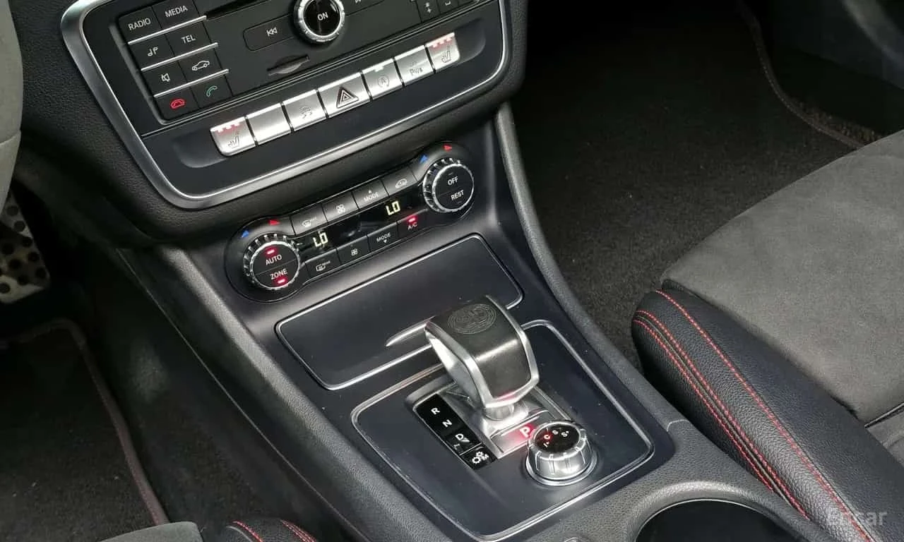 Mercedes-Benz CLA 45 AMG 4MATIC Без инциденти Инспекция, снимка 9 - Автомобили и джипове - 55886274