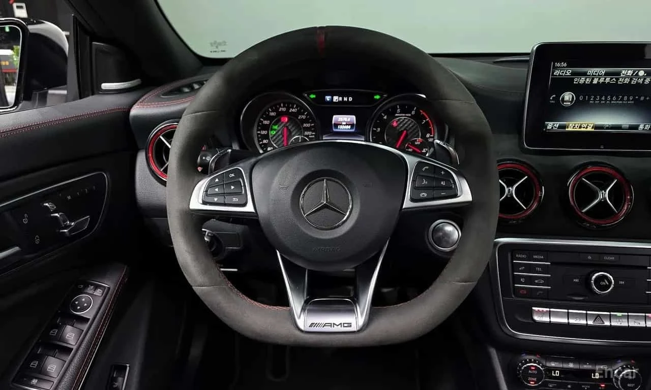 Mercedes-Benz CLA 45 AMG 4MATIC Без инциденти Инспекция, снимка 12 - Автомобили и джипове - 55886274