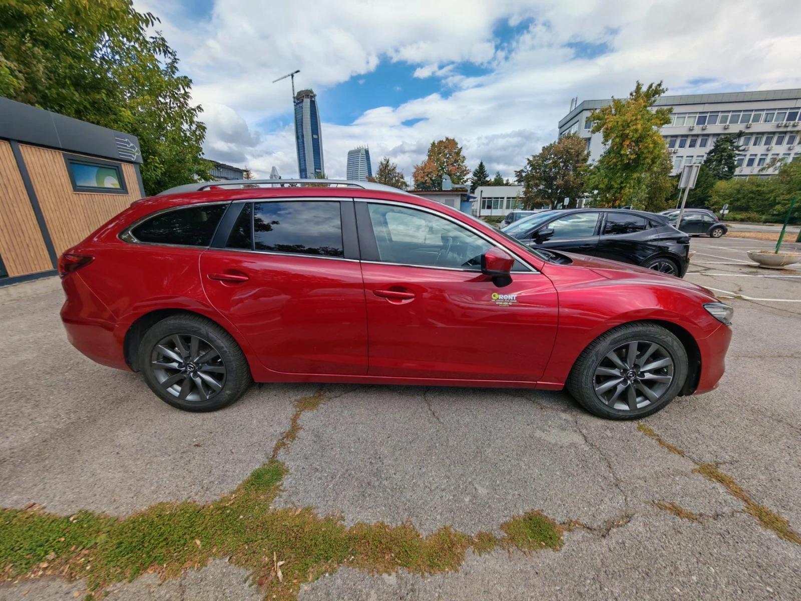 Mazda 6 2.0 SKYACTIV-G, снимка 4 - Автомобили и джипове - 56268041