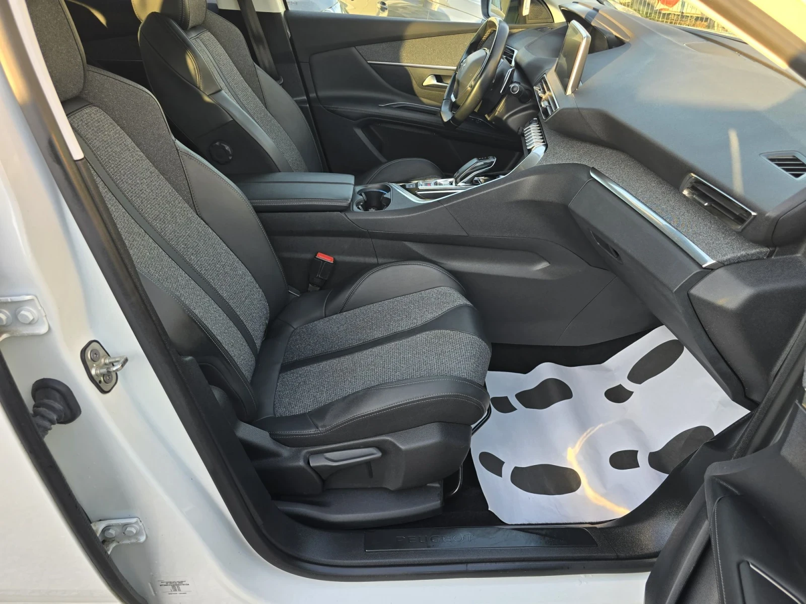 Peugeot 3008 1.5 HDI ALLURE 130kc | Mobile.bg � ����������� 10