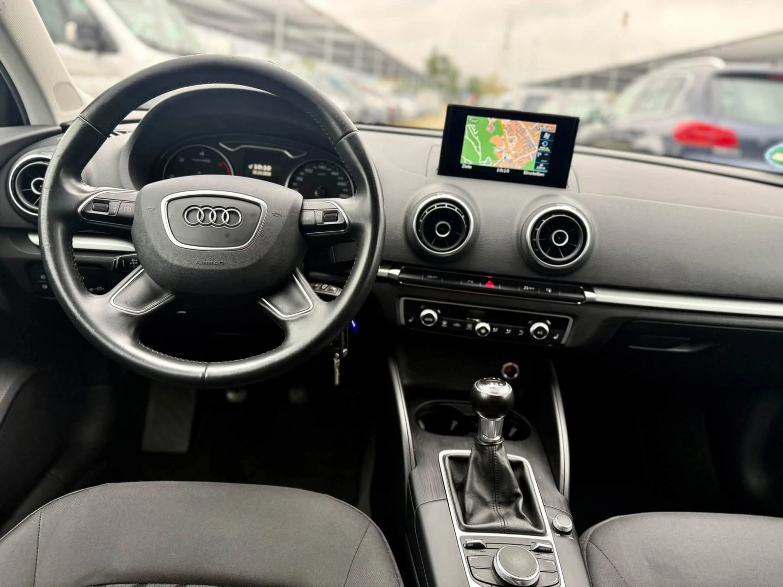 Audi A3 1.6 6-скорости, снимка 10 - Автомобили и джипове - 56734712