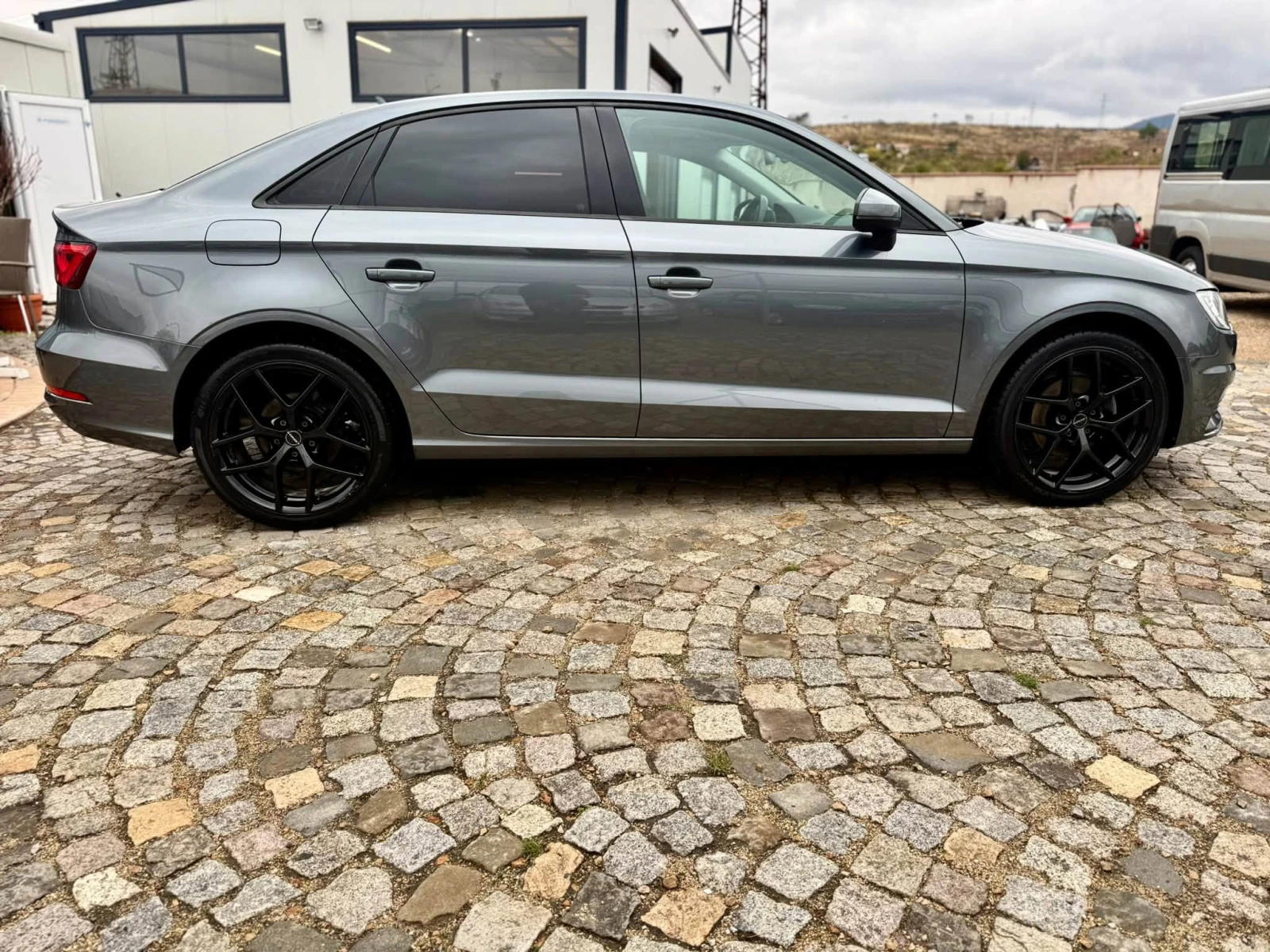 Audi A3 1.6 6-скорости, снимка 6 - Автомобили и джипове - 56734712