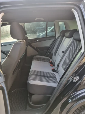 VW Tiguan 2.0tdi 140к.с 4x4 DSG Автомат, снимка 12