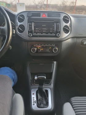 VW Tiguan 2.0tdi 140к.с 4x4 DSG Автомат - 7800 € / 15255.47 лв. - 22754938 13