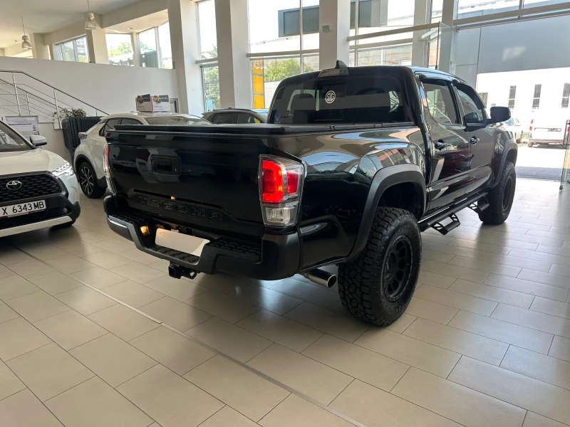 Toyota Tacoma Off Road pack, снимка 6 - Автомобили и джипове - 51101045