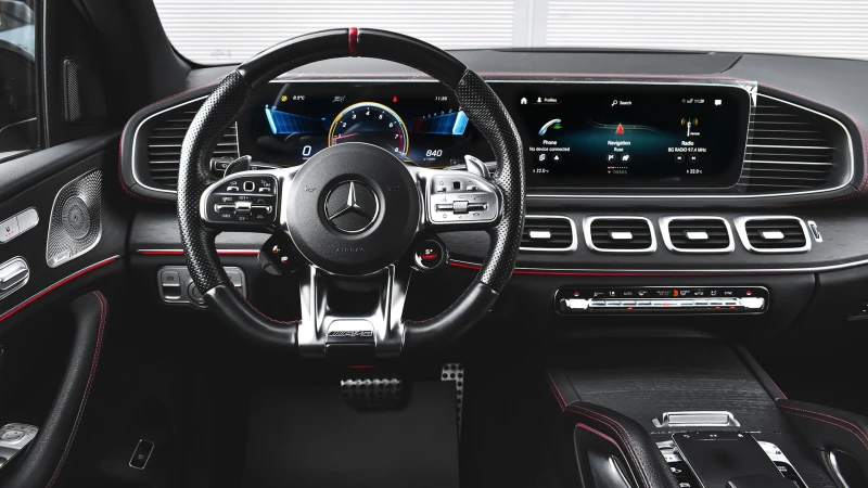 Mercedes-Benz GLE 53 4MATIC + , снимка 9 - Автомобили и джипове - 53088620
