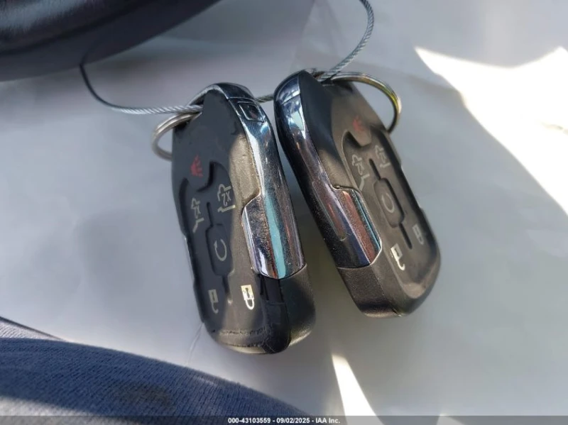 Chevrolet Tahoe 5.3l Premier, снимка 11 - Автомобили и джипове - 53242472