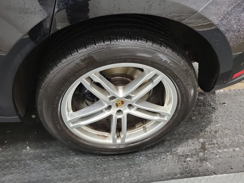 Porsche Macan AWD * CARFAX * ПАНОРАМА* ДИСТРОНИК, снимка 7 - Автомобили и джипове - 53331516