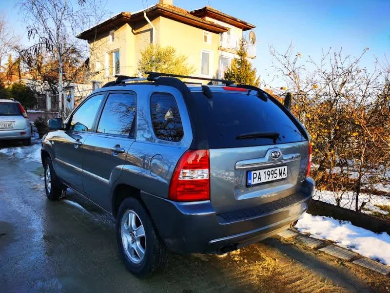 Kia Sportage II, снимка 5 - Автомобили и джипове - 48239754