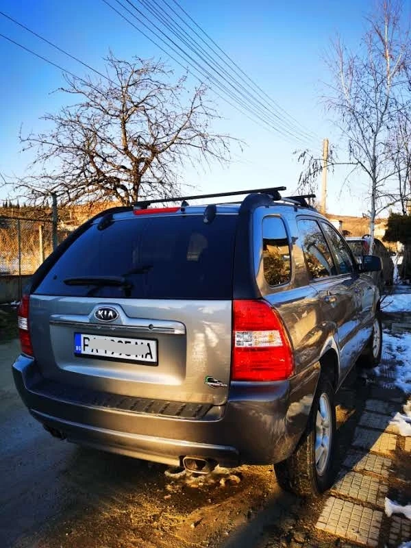 Kia Sportage II, снимка 1 - Автомобили и джипове - 48239754